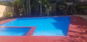 Piscine extérieure