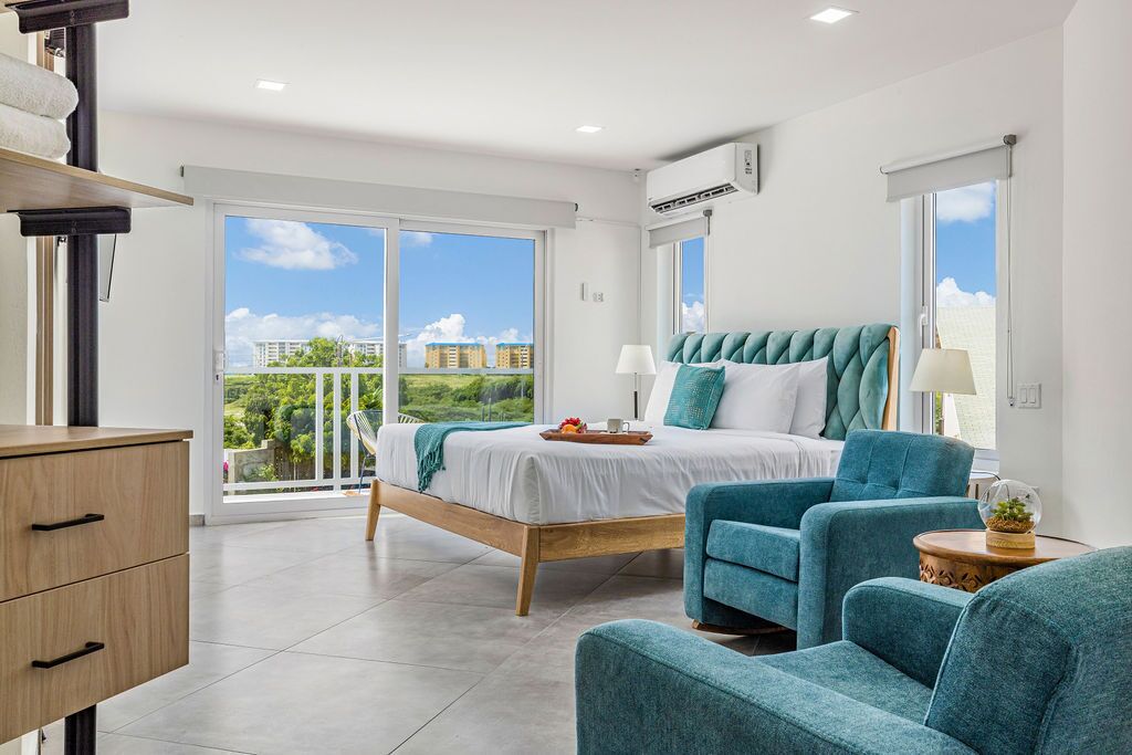 6 bedrooms, iron/ironing board, WiFi