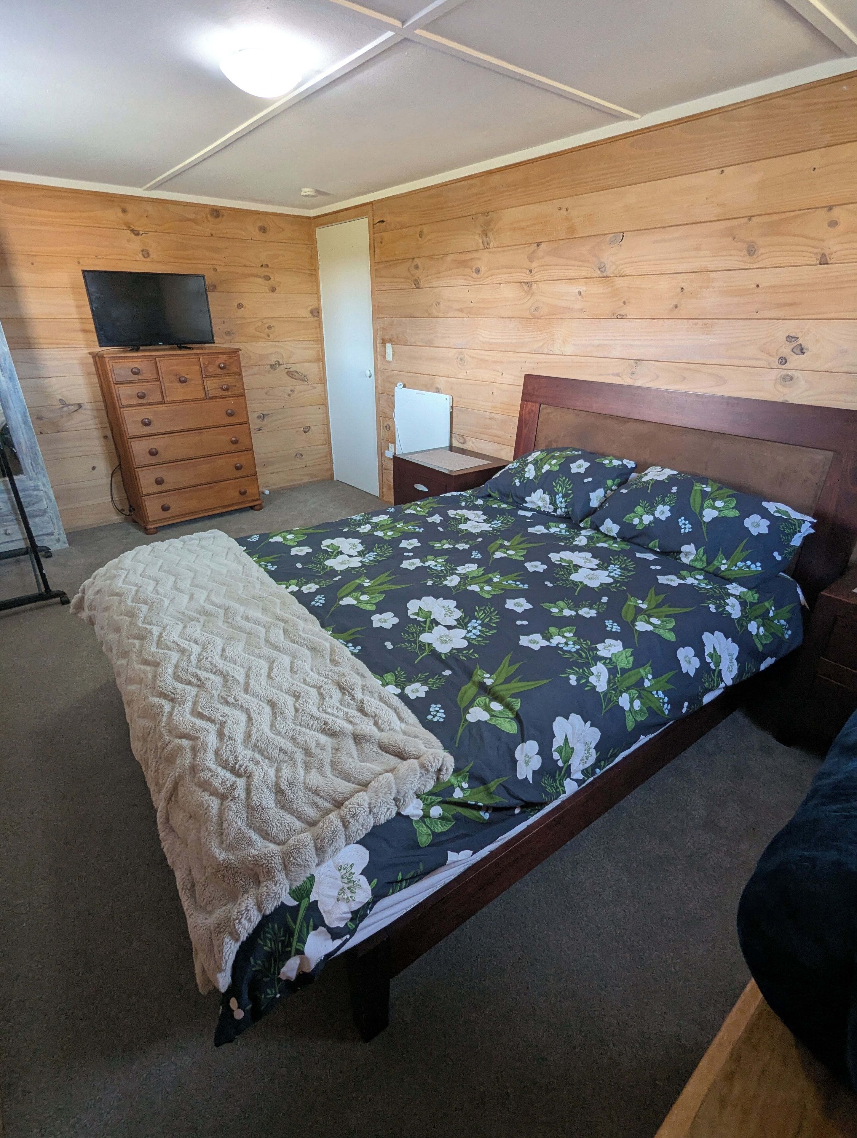 3 chambres, fer et planche à repasser, Wi-Fi gratuit