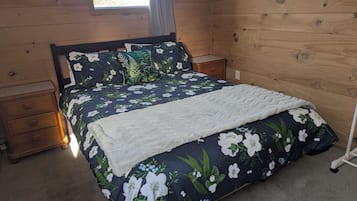 3 slaapkamers, een strijkplank/strijkijzer, gratis wifi