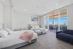 5 Schlafzimmer, Schreibtisch, Bügeleisen/Bügelbrett, WLAN