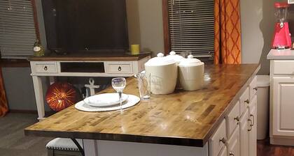 Lakefront upstairs apartment