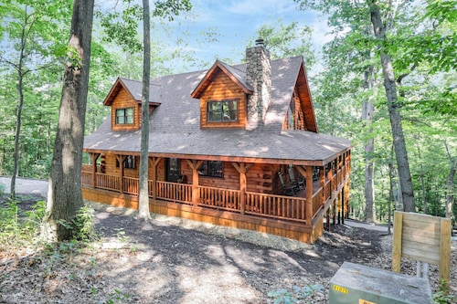 Welcome to Heaven in the beautiful Hocking Hills!