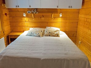 Unclassified image, 3 of 15, button - Kuusenkolo by Interhome (Pelkosenniemi)