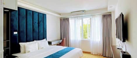 Chambre Double Deluxe, 1 chambre | Bureau, espace de travail pour ordinateur portable, rideaux occultants