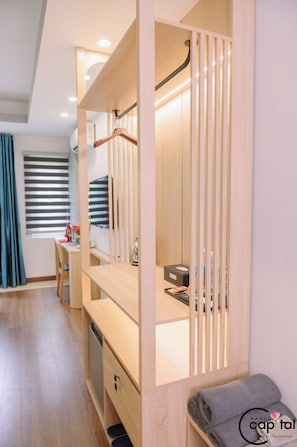 1 bedroom, desk, laptop workspace, blackout curtains