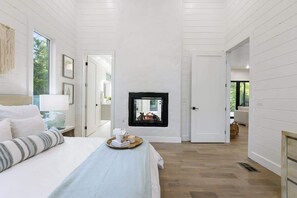 4 chambres, fer et planche à repasser, Wi-Fi, draps fournis