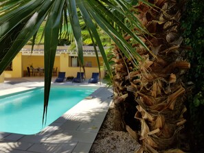 Piscine extérieure, piscine chauffée