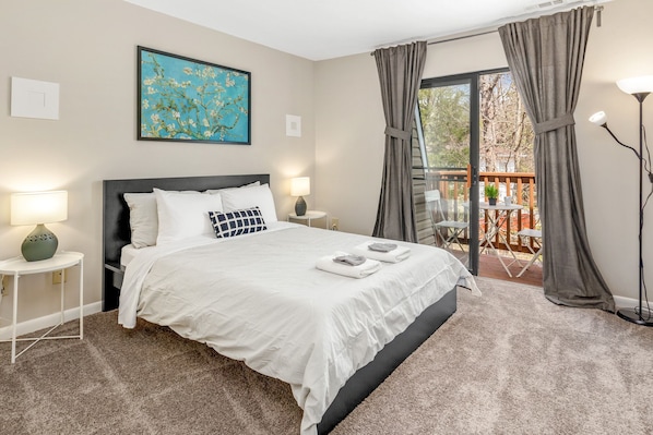 2 bedrooms, in-room safe, desk, laptop workspace