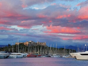 Marina - Cap D'Antibes sea, swimming pool, 2 large terraces, nature and pines (Antibes)