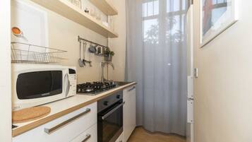 Réfrigérateur, plaque de cuisson