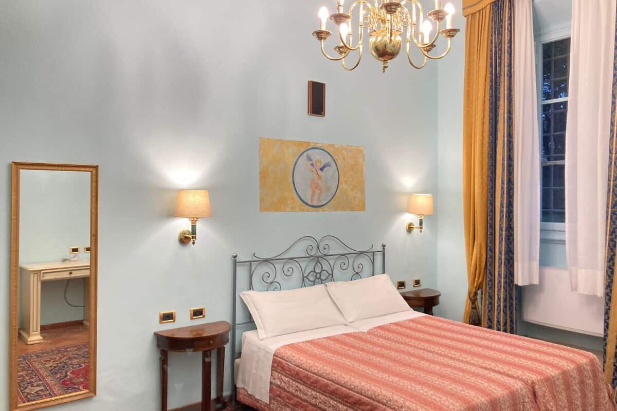 classic room | hypo-allergenic bedding, minibar, in-room safe, individually decorated