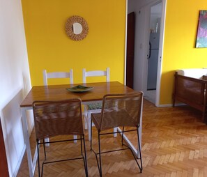 Dining - Cozy boho style with balcony in Palermo Soho (Villa Crespo)