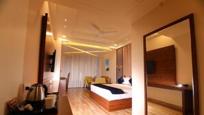 Superior Room | 1 bedroom, in-room safe, iron/ironing board (on request), free WiFi - HOTEL THE FOREST HILL (Haridwar)