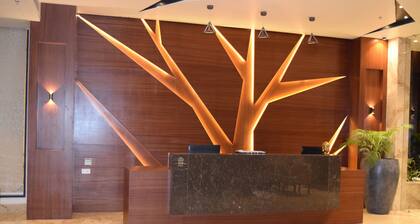 HOTEL THE FOREST HILL