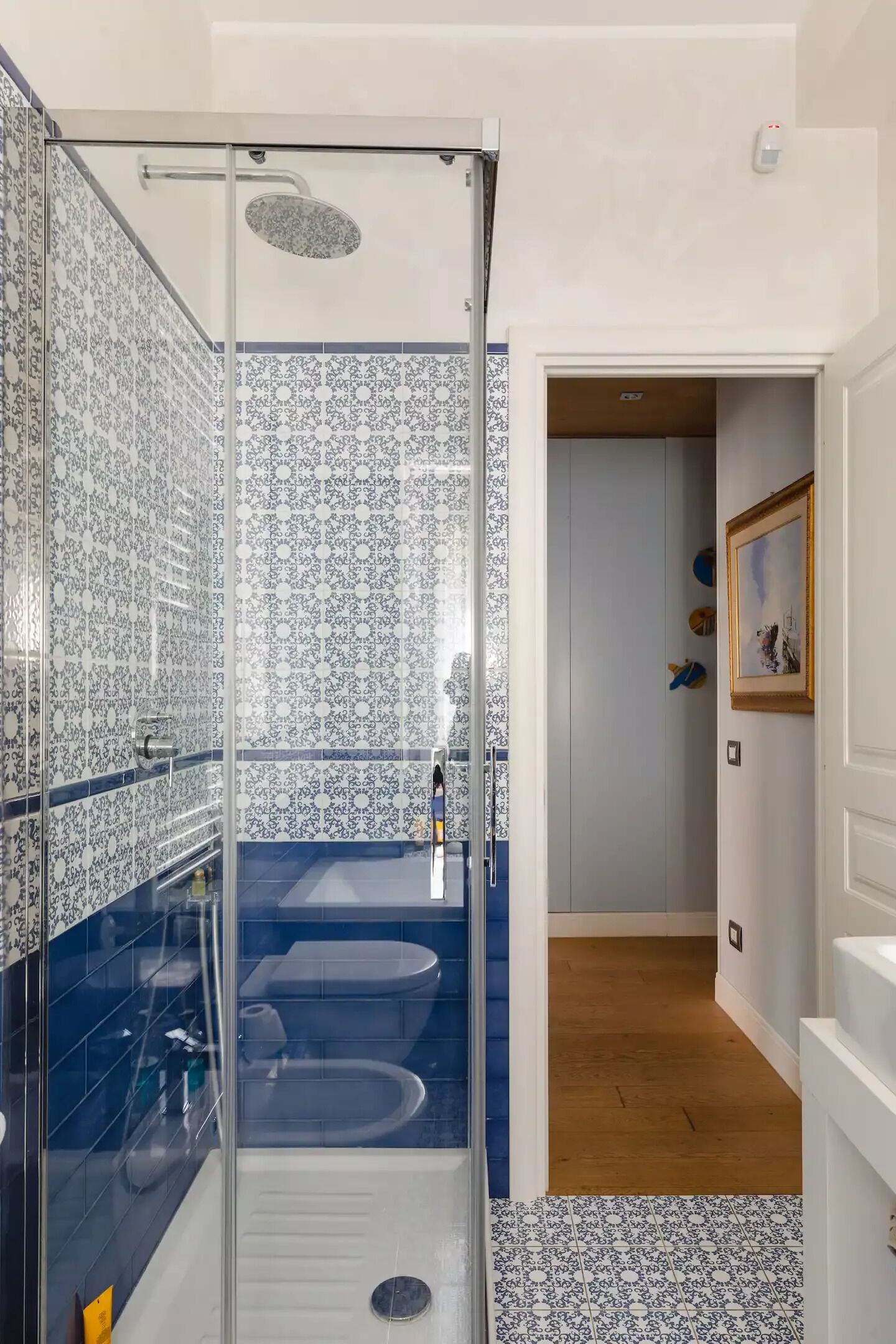 Badewanne, Haartrockner, Bidet, Handtücher