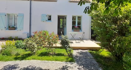 Small semi-detached house 5 minutes from Wissant beach.