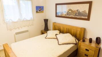 2 chambres, fer et planche Ă repasser, lit parapluie, Wi-Fi gratuit