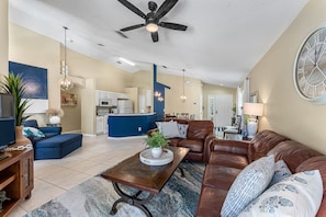 Smart TV, video games, table football, ping pong - Perfect Getaway-4Bdrm Villa W/Pool in Gated Resort (Kissimmee)