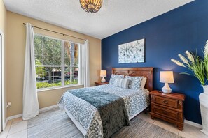 4 habitaciones, tabla de planchar con plancha, cuna de viaje y wifi 