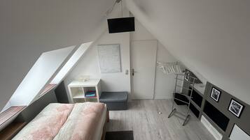 1 Schlafzimmer, Bügeleisen/Bügelbrett, WLAN, Bettwäsche