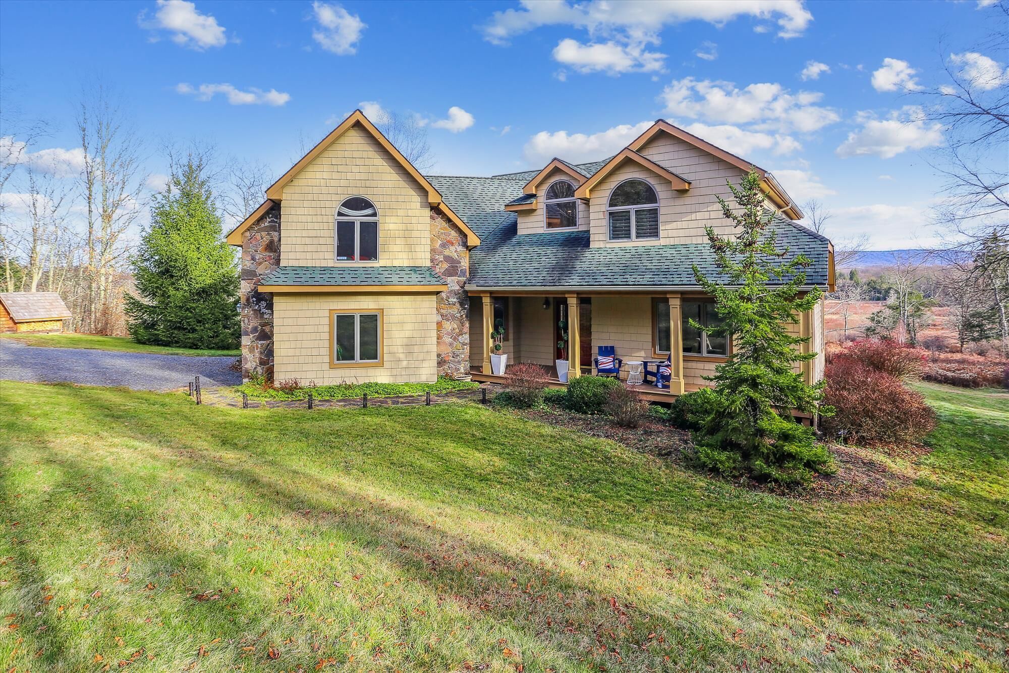 Year-round paradise in the center of Canaan Valley. Come join us Hearthside!