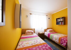 2 bedrooms, iron/ironing board, travel crib, free WiFi