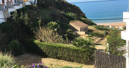 Casa Valeria is located directly by the sea - 1st floor