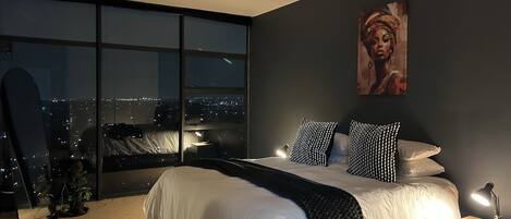 1 chambre, fer et planche à repasser, Wi-Fi, draps fournis