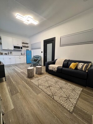 智能电视、立体声音响