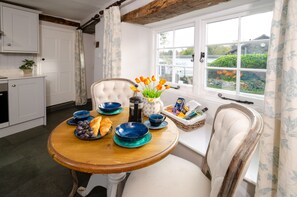 Dining - Bank View - One Bedroom House, Sleeps 2 (Chapel Stile)