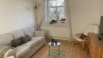 智能電視、書籍、音響