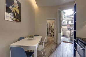 Dining - Cosy&Relax Apartment with Private Courtyard (Firenze)