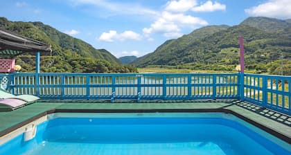 Yeongwol Gangeulpumeunsoo Pension