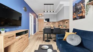 Apartment, 1 Bedroom, Balcony | Living room