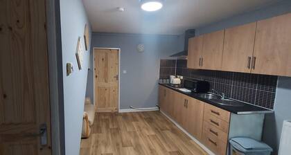 2 Bedrooms Apartment in Main Street Mexborough