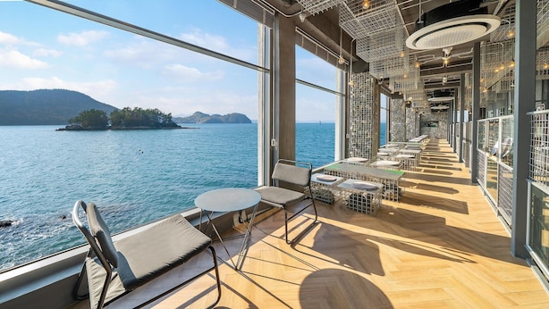 Exterior - Yeosu Amofu Poolvilla (Yeosu)