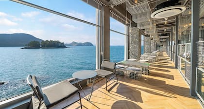 Yeosu Amofu Poolvilla
