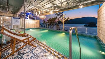 Habitación básica, 3 habitaciones (STREET Poolvilla) | 1 habitación y wifi gratis