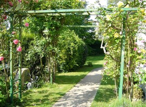 Property grounds - Le Logis d'Orgeval (Orgeval)