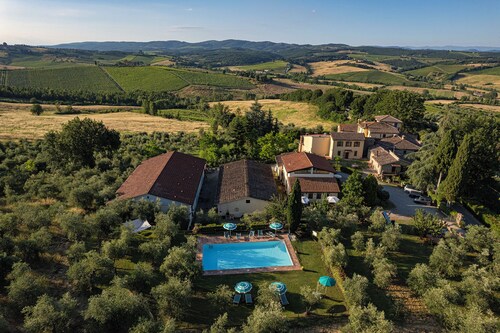 Ferme Colombaiolo Appartement Simona avec piscine