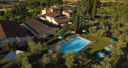 Farmhouse Colombaiolo Apartment Simona with swimming pool