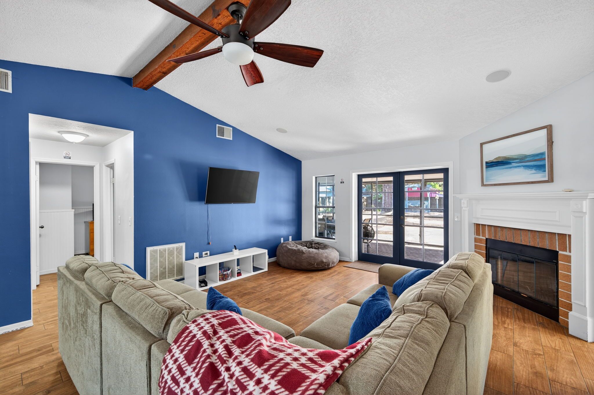 Smart TV, video games