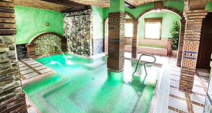 Encinilla rural lodging 2 people spa and swimming pool