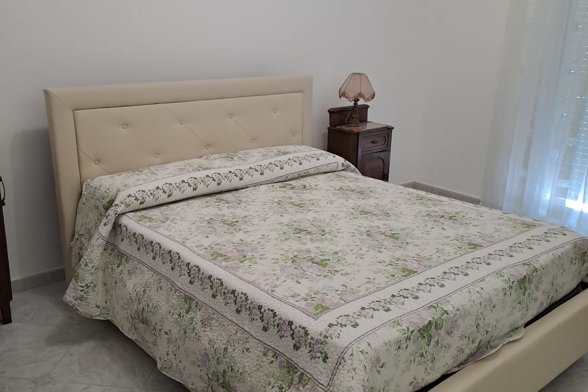 Single Room | Free WiFi
