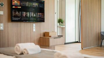 Premium Studio | Desk, laptop workspace, blackout curtains, soundproofing