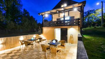 Rumah | 2 kamar tidur dan internet