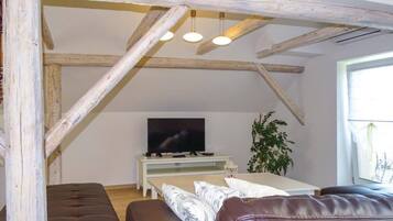 Villa | 4 bedrooms, Internet