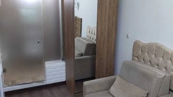 Standard Room | Free WiFi, bed sheets