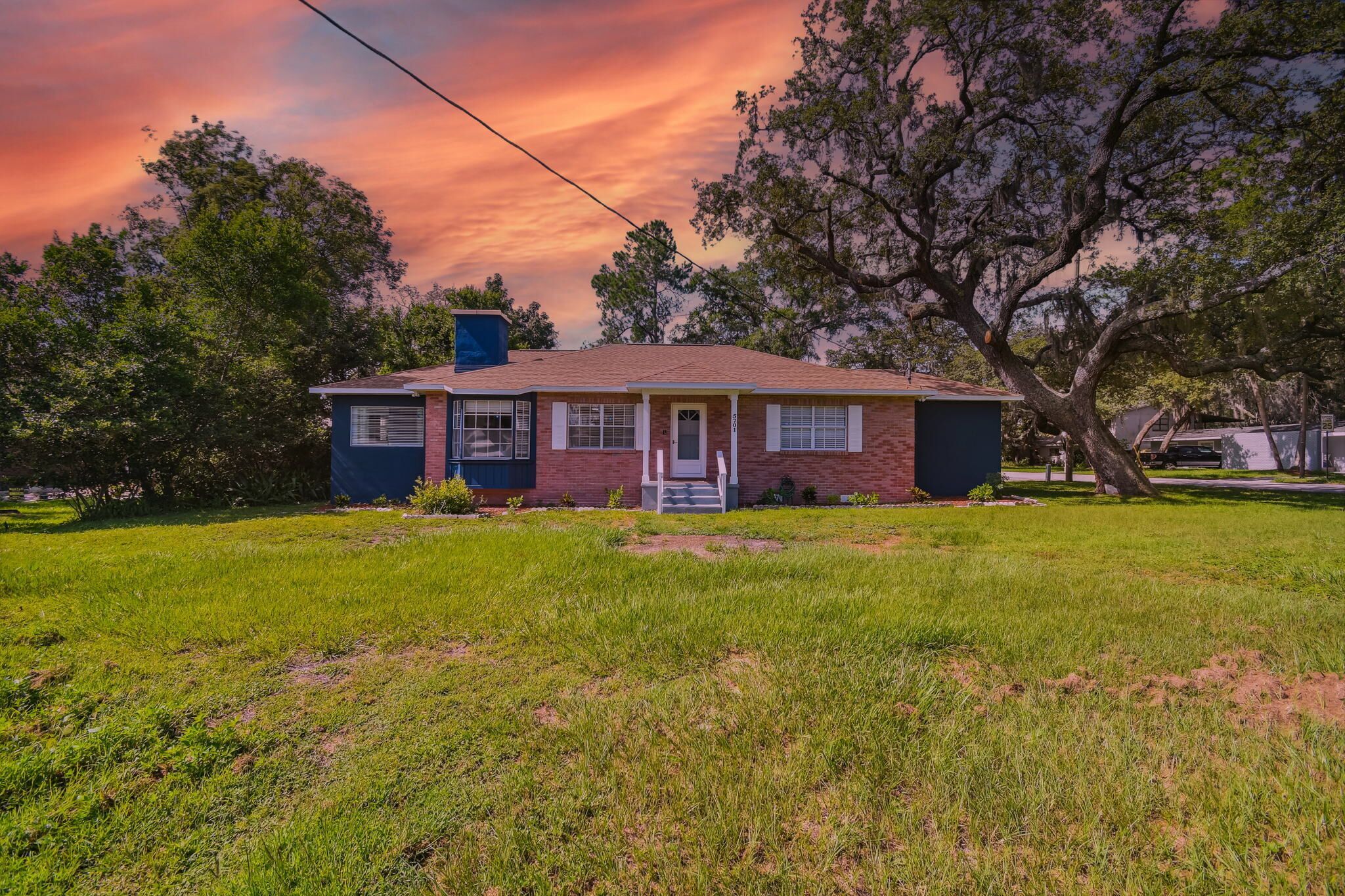Spacious 3 Bedroom house near Busch Gardens